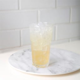 น้ำมะนาวผสมน้ำผึ้ง โซดา