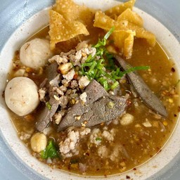 ก๋วยเตี๋ยวหมูต้มยำ