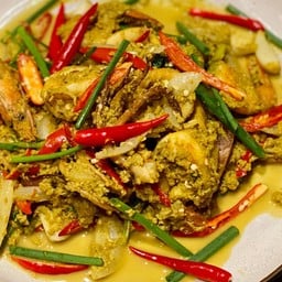 ทะเลผัดผงกะหรี่