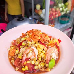 ส้มตำ&ยำแซ่บ ชานมเหนียว