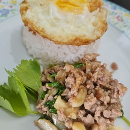 ข้าวหมูสับผัดน้ำมันหอย (ไม่รวมไข่)