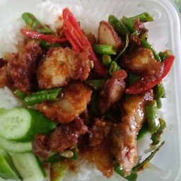 Crispy Pork Curry Paste