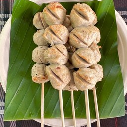 ชุดลูกชิ้นหมูปิ้ง 3 ไม้