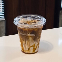 Iced Caramel Macchiato