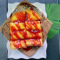 ปังเนยนมราดสตอเบอรี่