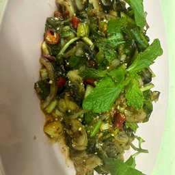 ก้อยหอยเชอรี่