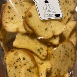 ปังเนยกระเทียมสมุนไพร