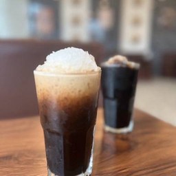 โอเลี้ยงยกล้อ