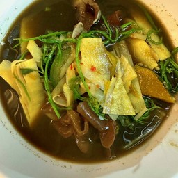 แกงเปอะหน่อไม้