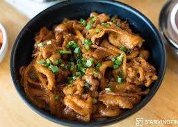 ข้าวหน้าหมูซีอิ๋วญี่ปุ่น