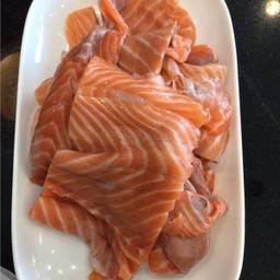 เนื้อเศษปลาแชลมอน 1 กก.