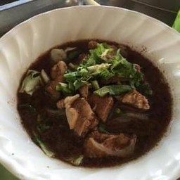 ก๋วยเตี๋ยวหมูน้ำตก
