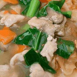 ราดหน้าเส้นใหญ่