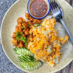 เอ็นไก่คั่วซีอิ๊ว ราดข้าว