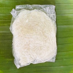 ข้าวเหนียวเขี้ยวงูห่อเล็ก