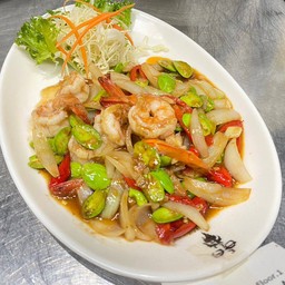 กุ้งผัดกะปิสะตอ