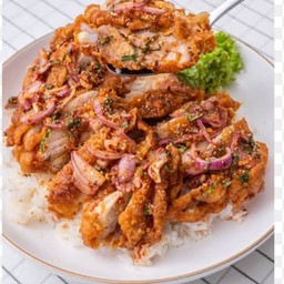 ข้าวยำไก่แซ่บ