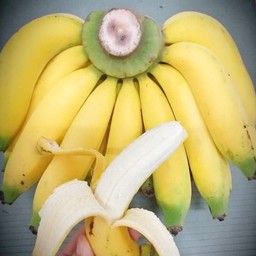 กล้วยหอมสุุกหวีกลาง 1 หวี