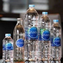 น้ำเปล่าใหญ่ 1.5 L