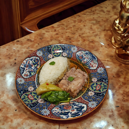 ข้าวขาหมูเนื้อล้วน