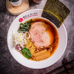 โชยุราเมน