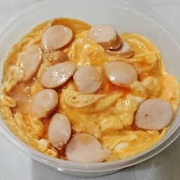 ข้าวไข่ข้นไส้กรอก