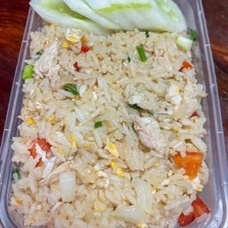 ข้าวผัด หมู, ไก่