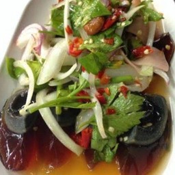 ยำไข่เยี่ยวม้า