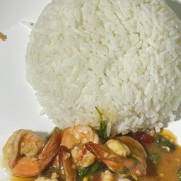 ข้าวกระเพรากุ้ง