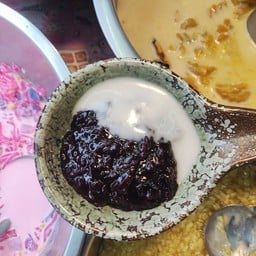 ข้าวเหนียวดำกะทิสด