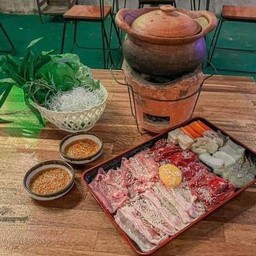 หมูจุ่มรวมทะเล