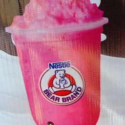 หมีปั่นนมชมพู