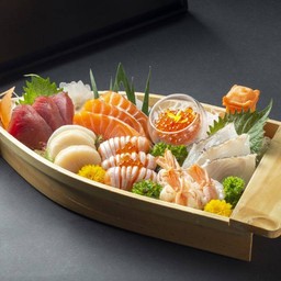 Sakura Sashimi Set