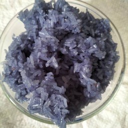 ข้าวเหนียวอัญชัน