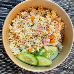 ข้าวผัดแหนม