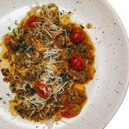 Tag Lamb Ragu แลม รากู