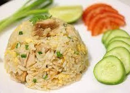 ข้าวผัดทูน่า