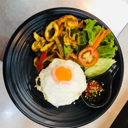 ข้าวเครื่องแกงทะเล