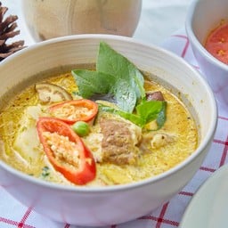 แกงเขียวหวานเนื้อ