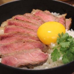 ข้าวหน้าเนื้อย่าง+ไข่ดองซีอิ๊ว