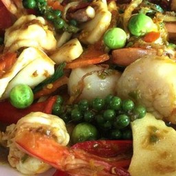 ตามสั่ง-ข้าวราด-ผัดขี้เมา