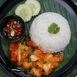 ข้าวปลาหมึกผัดไข่เค็ม