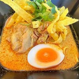 ข้าวซอยไก่