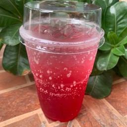 น้ำแดงมะนาวโซดา