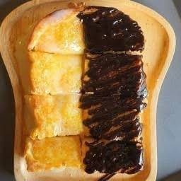 ปังปิ้งทูโทน นม+ช็อค