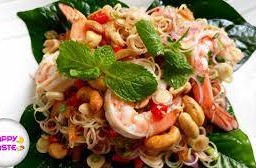 ยำกุ้งสมุนไพร