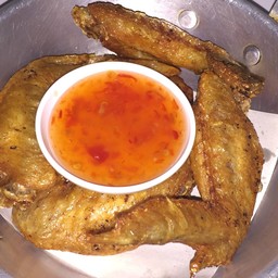 062.ปีกไก่ทอดน้ำปลา