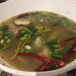 ต้มแช่บกระดูกใบมะขามอ่อน