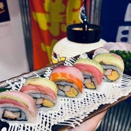 เรนโบว์มากิโรล (1 โรล มี 5 ชิ้น)