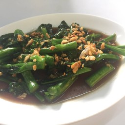 053.คะน้าลวกราดน้ำมันหอย
